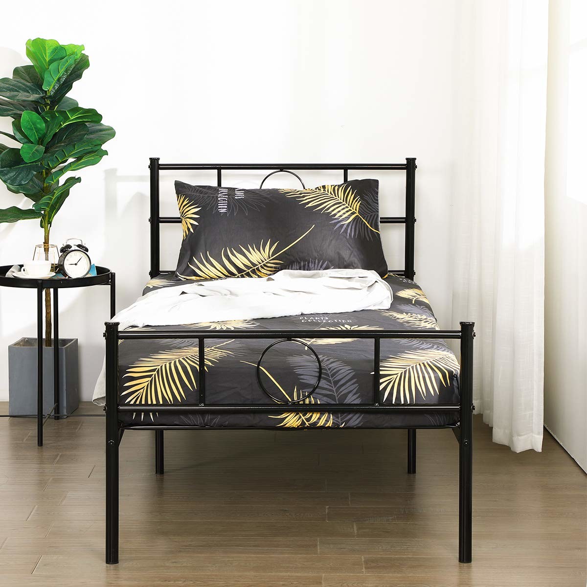 OEM Steel Furniture Bed Classic Design Easy Storage High Load Carrying Strength